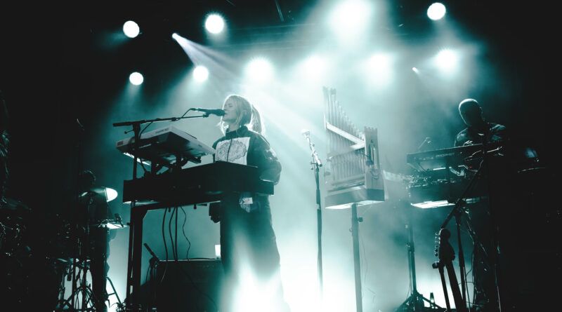 Anna Von Hausswolff aux Trinitaires : un choc dantesque