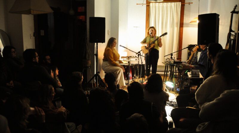 Claire Morrison en rodage intime à la maison