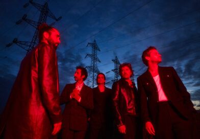 Feu! Chatterton : “On a mis du temps à comprendre qu’être perdus faisait partie de notre travail” Feu! Chatterton : “On a mis du temps à comprendre qu’être perdus faisait partie de notre travail”