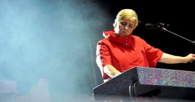 Francos de Montréal : dernier jour avec Ariane Moffatt, Aupinard et Bibi Club Francos de Montréal : dernier jour avec Ariane Moffatt, Aupinard et Bibi Club